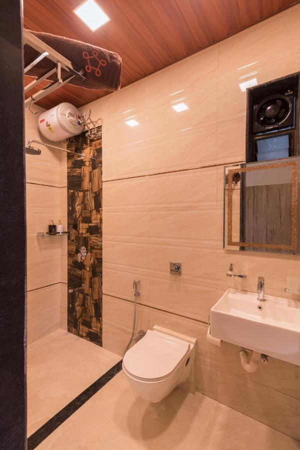 Saffronstays Aster, Plunge Pool Villa With Garden, Лонавала Екстериор снимка